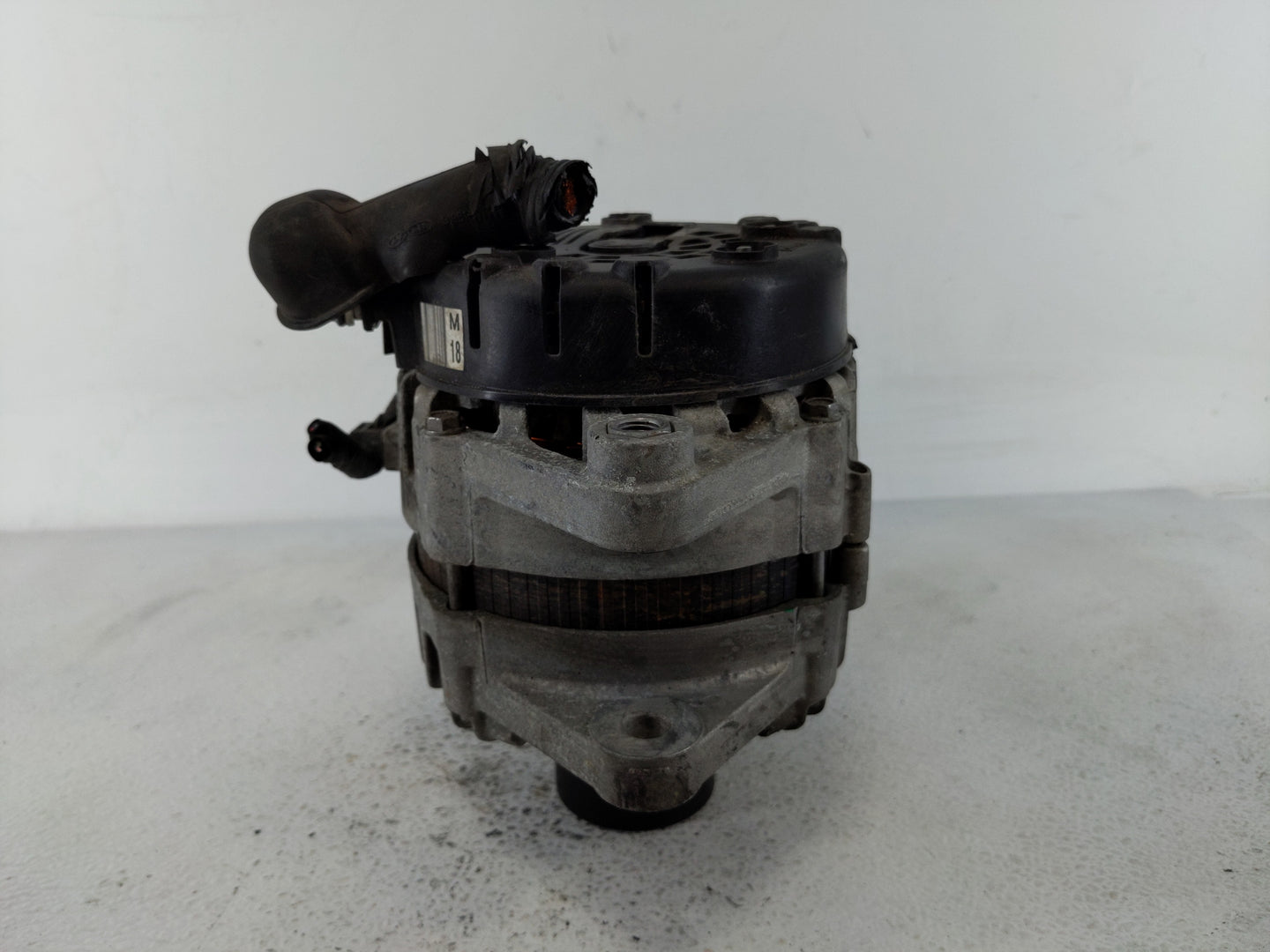 2016-2020 Kia Optima Alternator Replacement Generator Charging Assembly Engine OEM P/N:37300-2B960 Fits OEM Used Auto Parts 