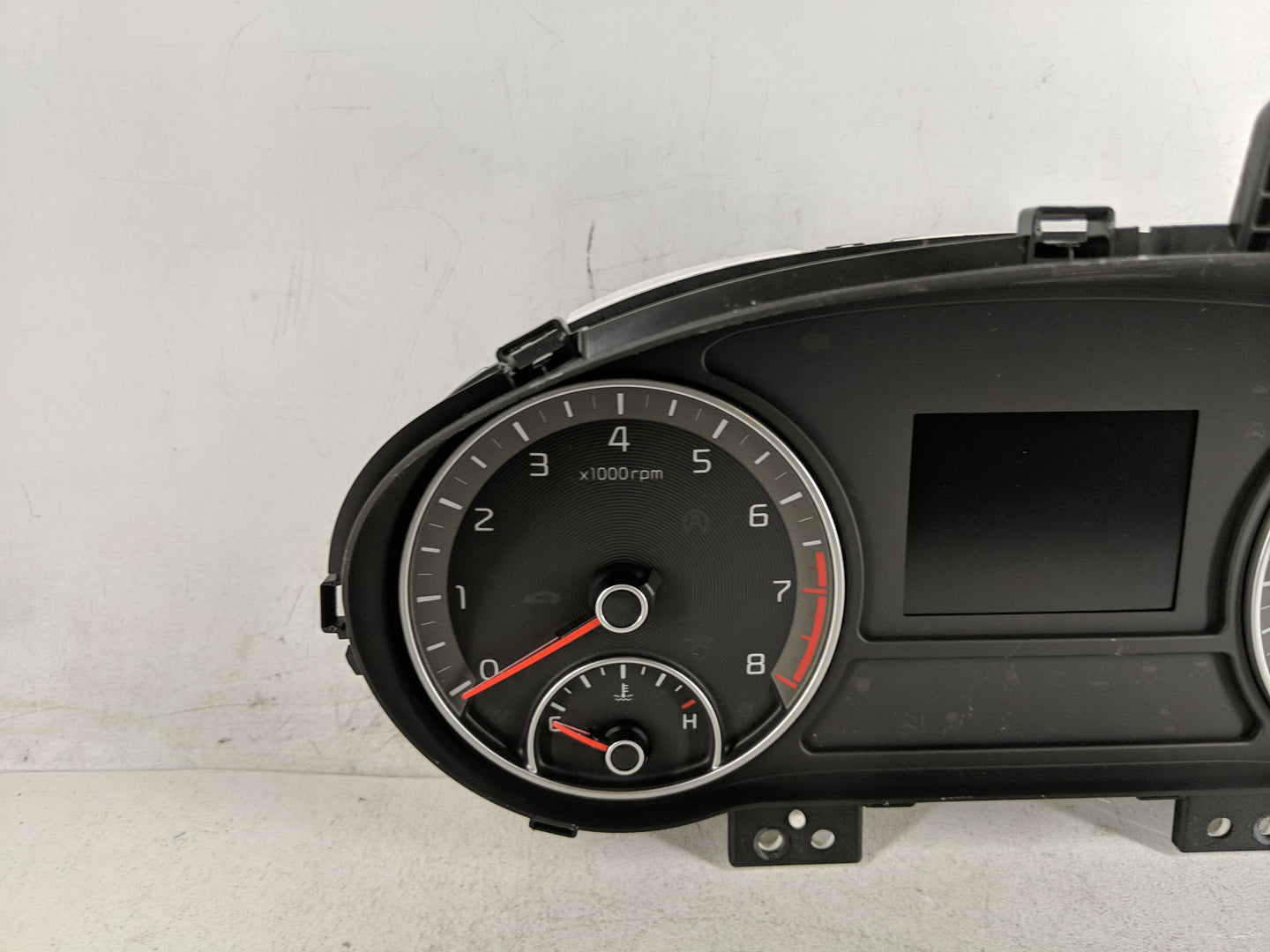 2019-2020 Kia Optima Instrument Cluster Speedometer Gauges P/N:94021-D5030 Fits Fits 2019 2020 OEM Used Auto Parts - Oemused