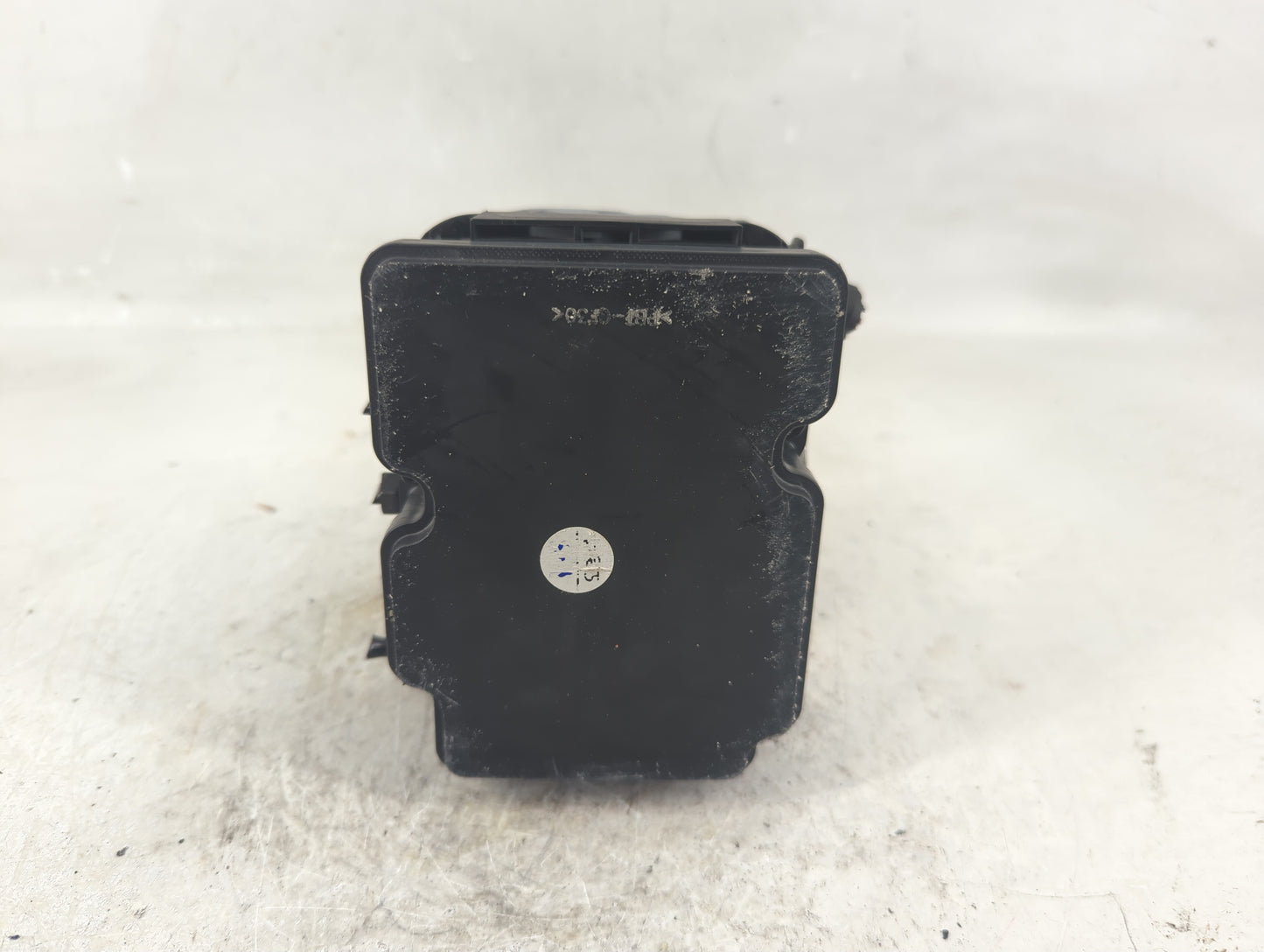 2019-2020 Kia Optima ABS Pump Control Module Replacement P/N:58920-D5260 D5589-24800 Fits Fits 2019 2020 OEM Used Auto Parts