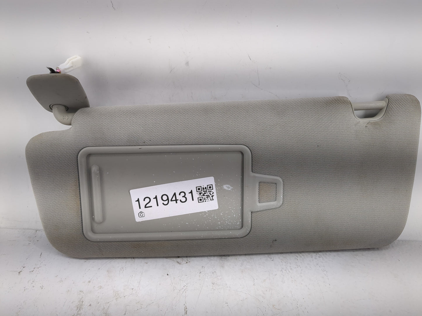 2016-2020 Kia Optima Sun Visor Shade Replacement Passenger Right Mirror Fits Fits 2016 2017 2018 2019 2020 OEM Used Auto Par