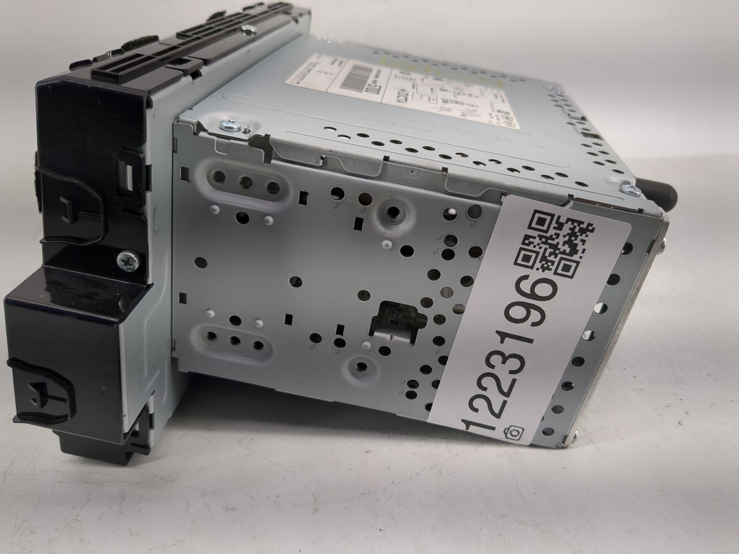 2019-2020 Kia Optima Radio AM FM Cd Player Receiver Replacement P/N:96160-D5700WK Fits Fits 2019 2020 OEM Used Auto Parts - 