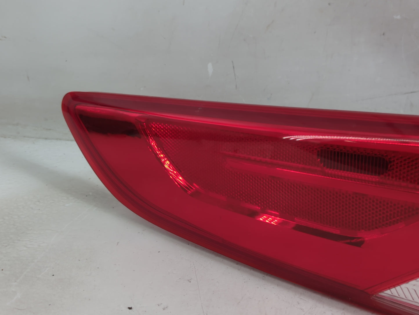 2016-2020 Kia Optima Tail Light Assembly Driver Left OEM P/N:92401-D5000 Fits Fits 2016 2017 2018 2019 2020 OEM Used Auto Pa