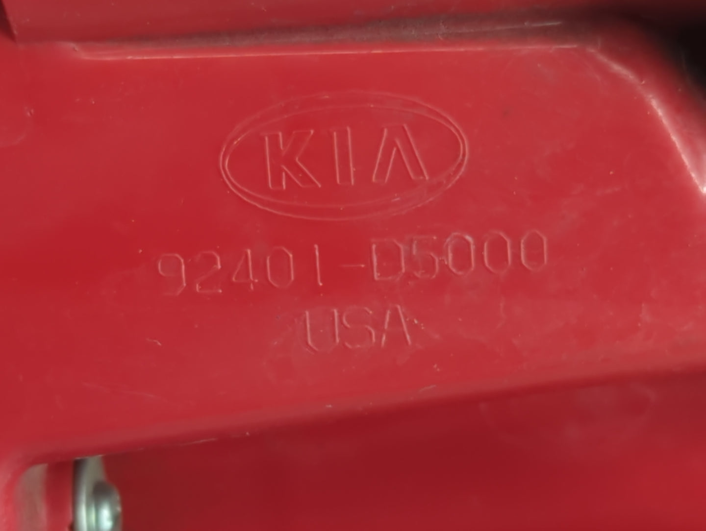 2016-2020 Kia Optima Tail Light Assembly Driver Left OEM P/N:92401-D5000 Fits Fits 2016 2017 2018 2019 2020 OEM Used Auto Pa