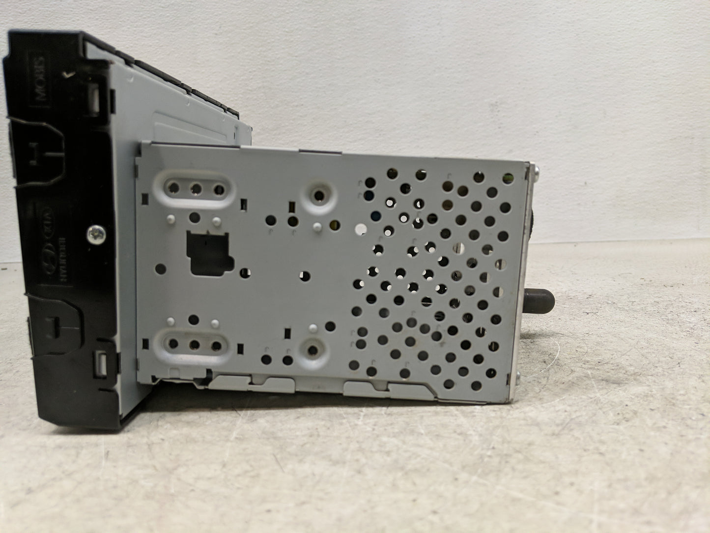 2019-2020 Kia Optima Radio AM FM Cd Player Receiver Replacement P/N:96160D5700WK Fits Fits 2019 2020 OEM Used Auto Parts - O