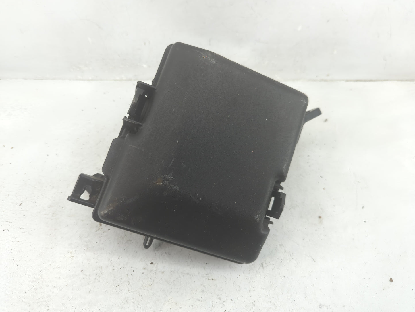 2016-2019 Kia Optima Fusebox Fuse Box Panel Relay Module P/N:91950-D5841 Fits Fits 2016 2017 2018 2019 OEM Used Auto Parts -
