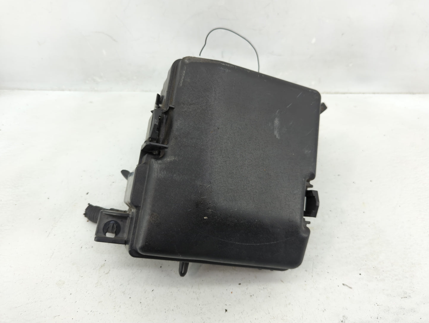 2016-2019 Kia Optima Fusebox Fuse Box Panel Relay Module P/N:91950-D5841 Fits Fits 2016 2017 2018 2019 OEM Used Auto Parts -