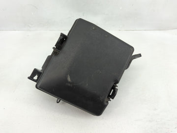 2016-2019 Kia Optima Fusebox Fuse Box Panel Relay Module P/N:91950-D5841 Fits Fits 2016 2017 2018 2019 OEM Used Auto Parts -