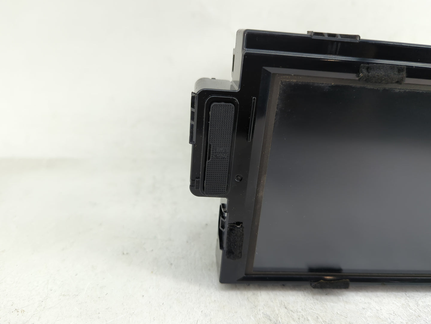 2019-2020 Kia Optima Radio AM FM Cd Player Receiver Replacement P/N:96560-D5DA0WK Fits Fits 2019 2020 OEM Used Auto Parts - 