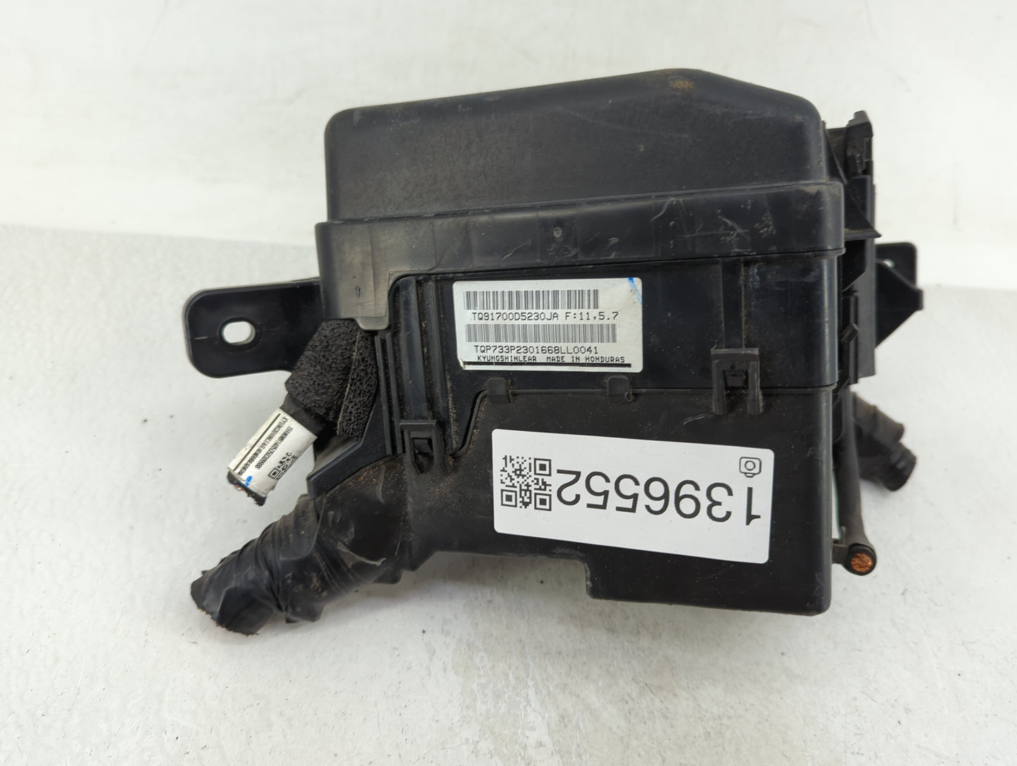 2016-2019 Kia Optima Fusebox Fuse Box Panel Relay Module P/N:91200C2010LA Fits Fits 2016 2017 2018 2019 OEM Used Auto Parts 