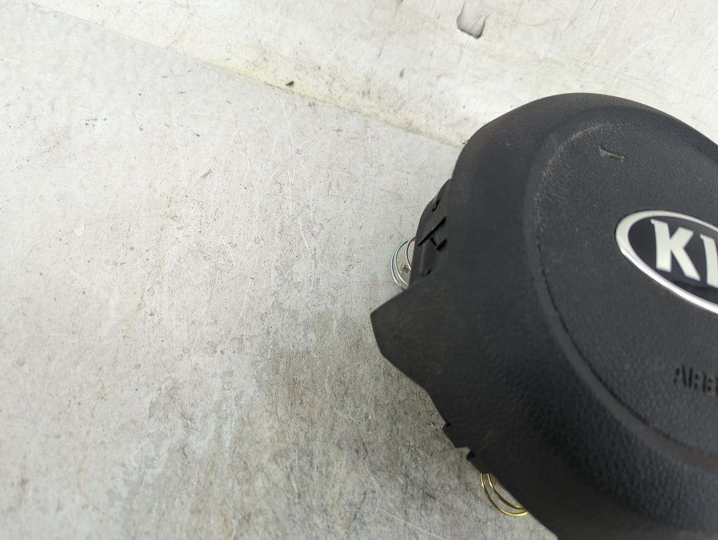 2019-2020 Kia Optima Air Bag Driver Left Steering Wheel Mounted P/N:80100-D5000WK Fits Fits 2019 2020 OEM Used Auto Parts - 