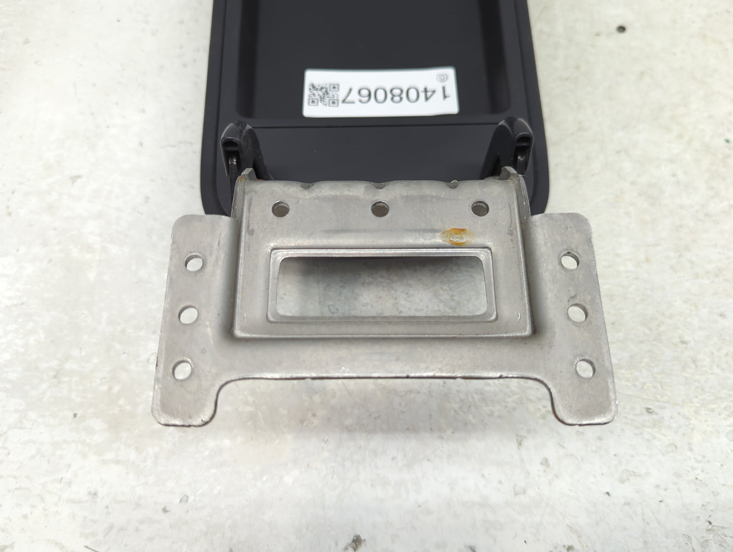 2019 Kia Optima Center Console Armrest Cover Lid Fits OEM Used Auto Parts - Oemusedautoparts1.com
