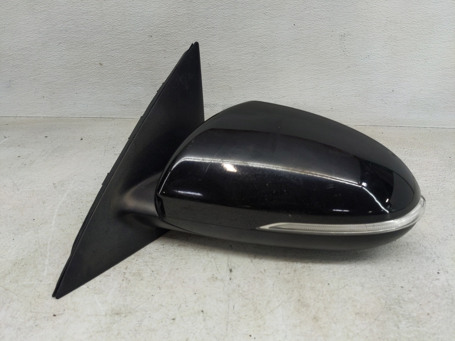 2016-2020 Kia Optima Driver Side View Mirror - Left Door Mirror OEM Used - Oemusedautoparts1.com