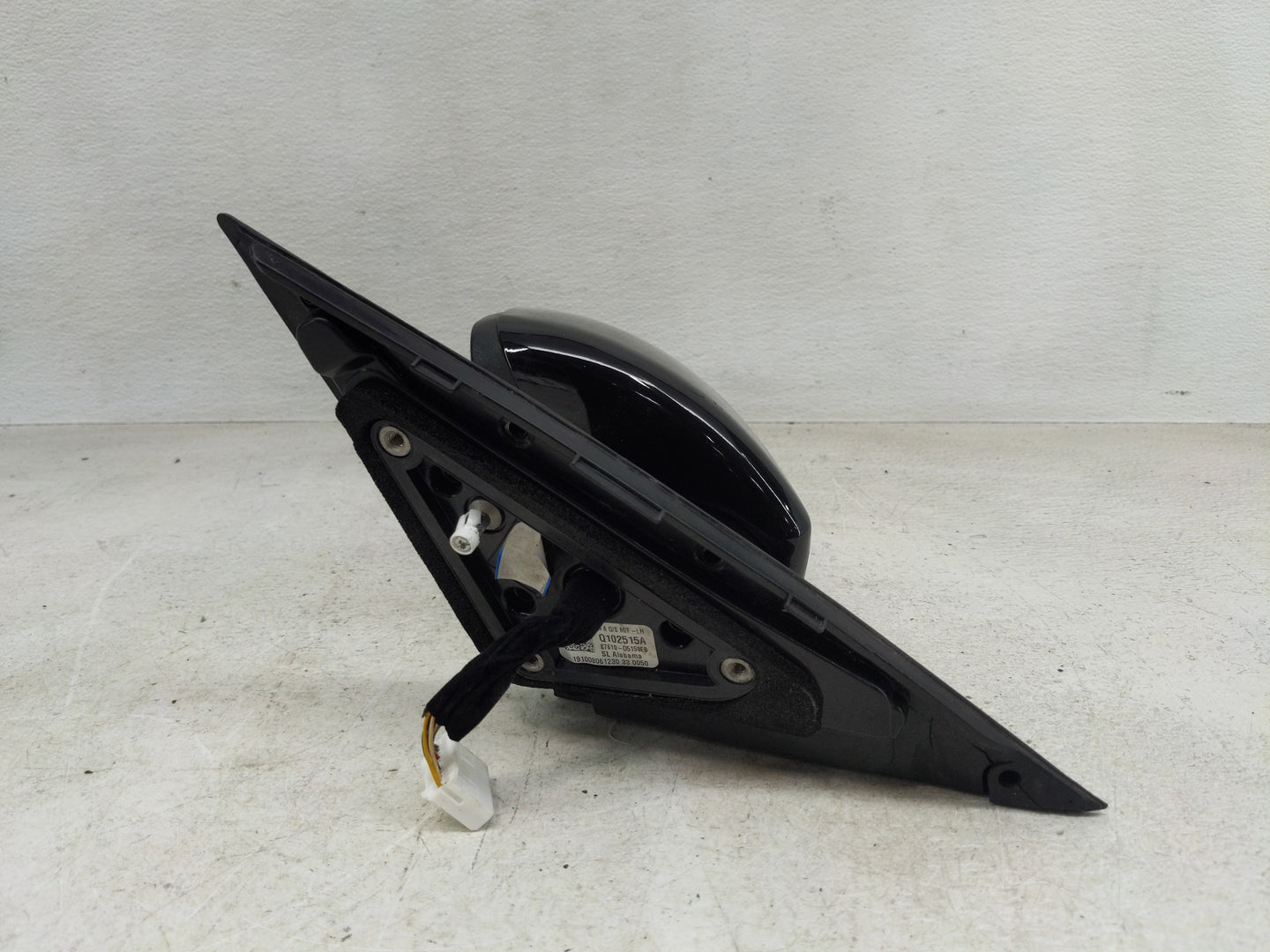 2016-2020 Kia Optima Driver Side View Mirror - Left Door Mirror OEM Used - Oemusedautoparts1.com
