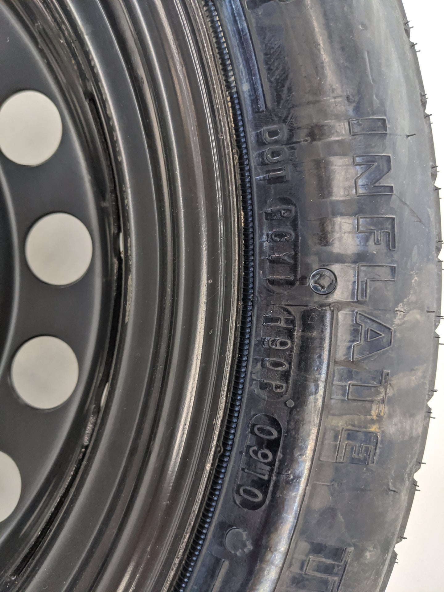 2019 Kia Optima Spare Donut Tire Wheel Rim Oem - Oemusedautoparts1.com