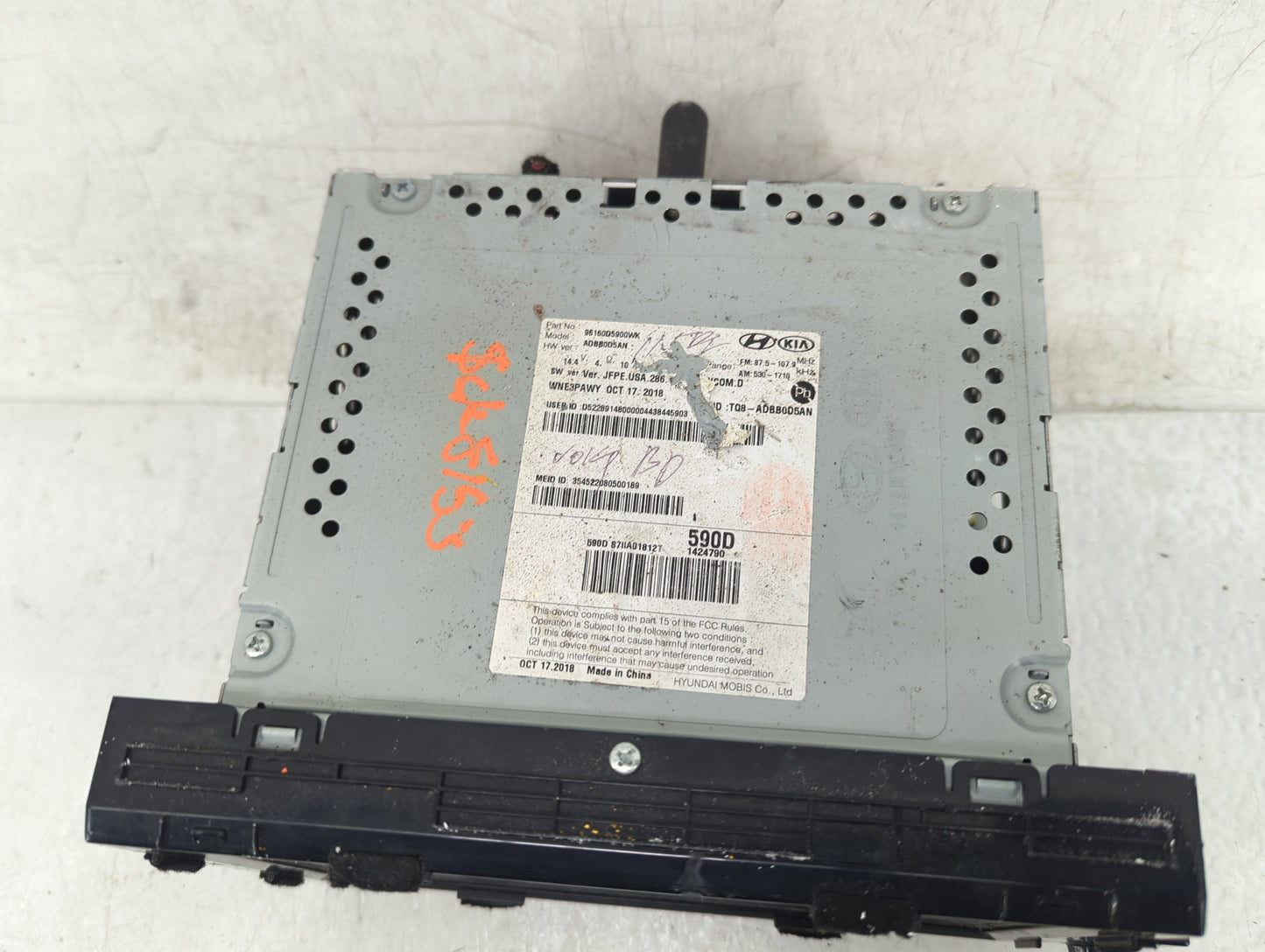 2017-2019 Kia Optima Radio AM FM Cd Player Receiver Replacement P/N:96160D5900WK Fits Fits 2017 2018 2019 OEM Used Auto Part