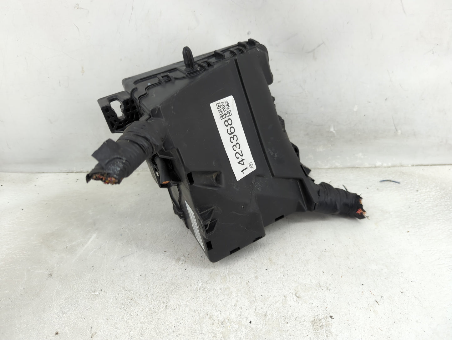 2016-2019 Kia Optima Fusebox Fuse Box Panel Relay Module P/N:91950-D5861 Fits Fits 2016 2017 2018 2019 OEM Used Auto Parts -