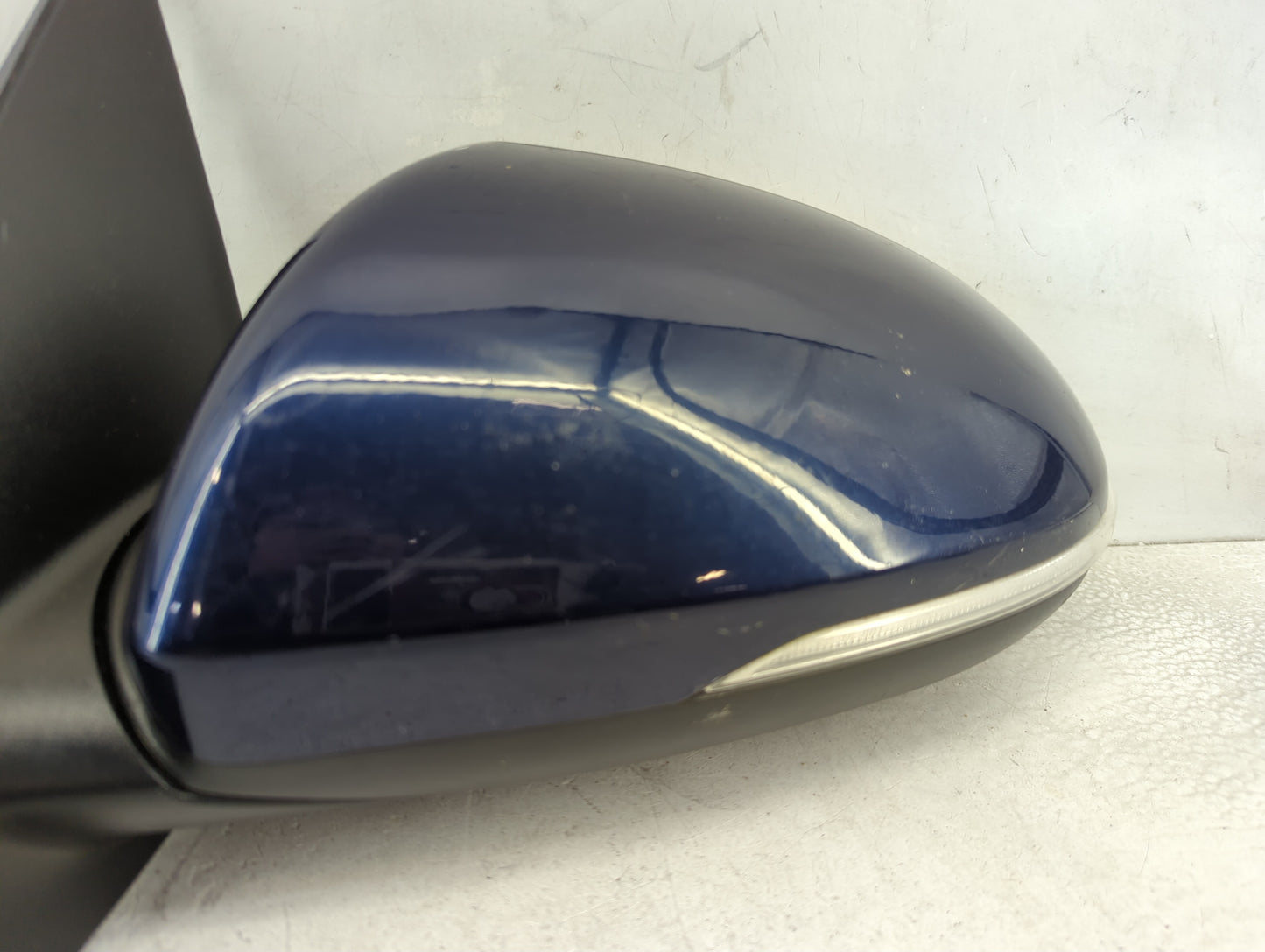 2016-2020 Kia Optima Driver Side View Mirror - Left Door Mirror OEM Used - Oemusedautoparts1.com