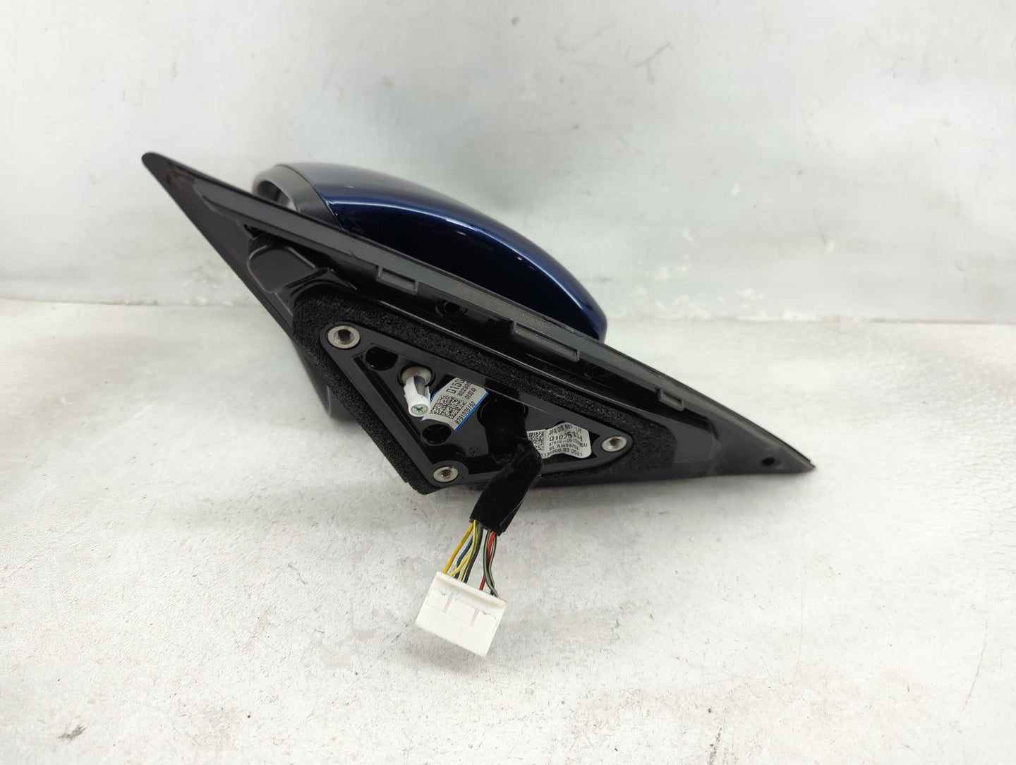 2016-2020 Kia Optima Driver Side View Mirror - Left Door Mirror OEM Used - Oemusedautoparts1.com