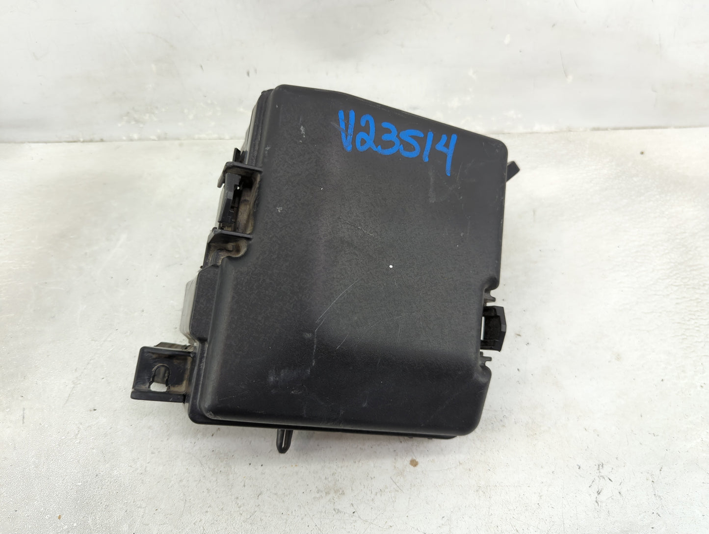 2016-2019 Kia Optima Fusebox Fuse Box Panel Relay Module P/N:91950-D5841 Fits Fits 2016 2017 2018 2019 OEM Used Auto Parts -