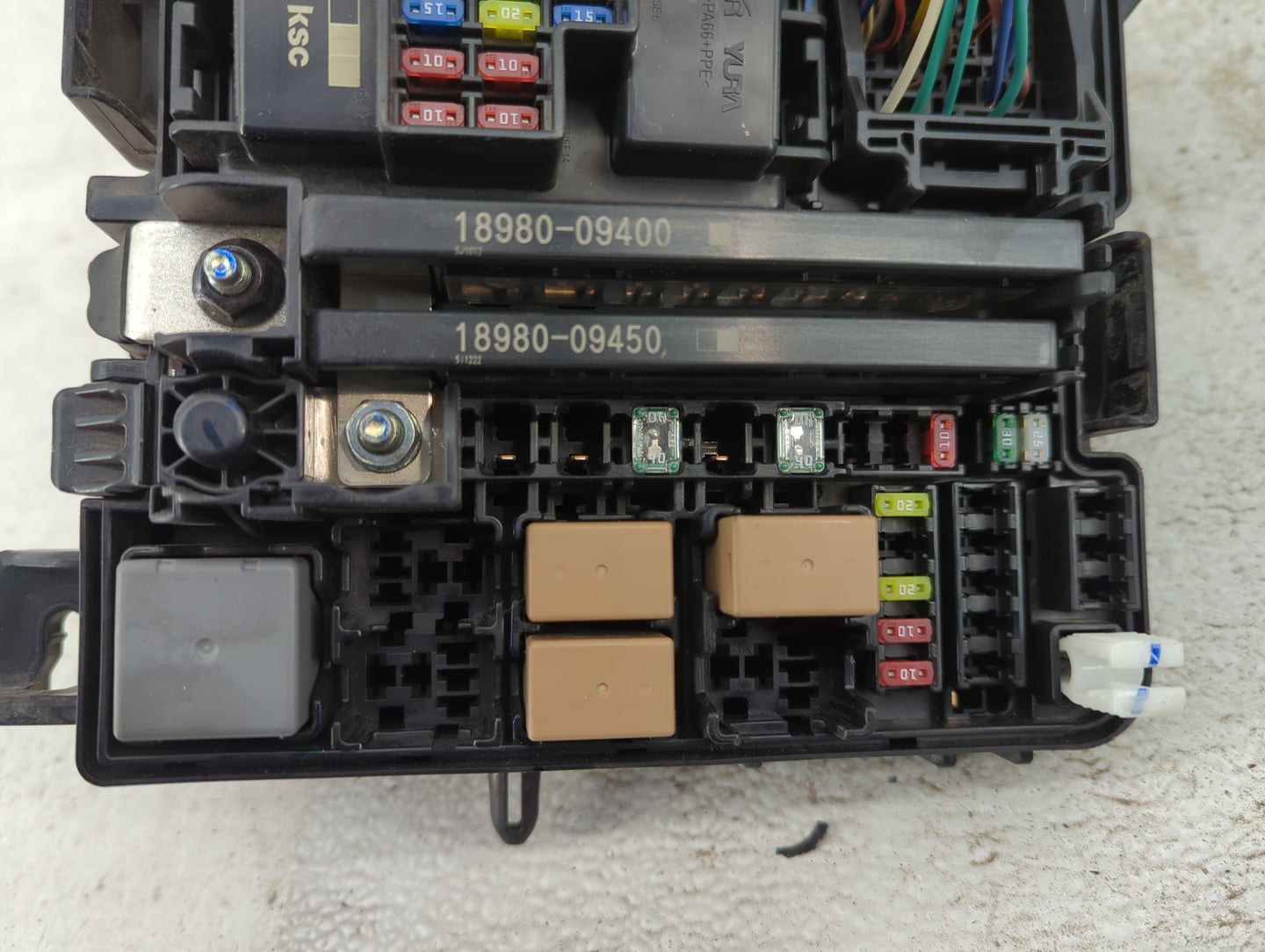 2016-2019 Kia Optima Fusebox Fuse Box Panel Relay Module P/N:91202D5200JA Fits Fits 2016 2017 2018 2019 OEM Used Auto Parts 