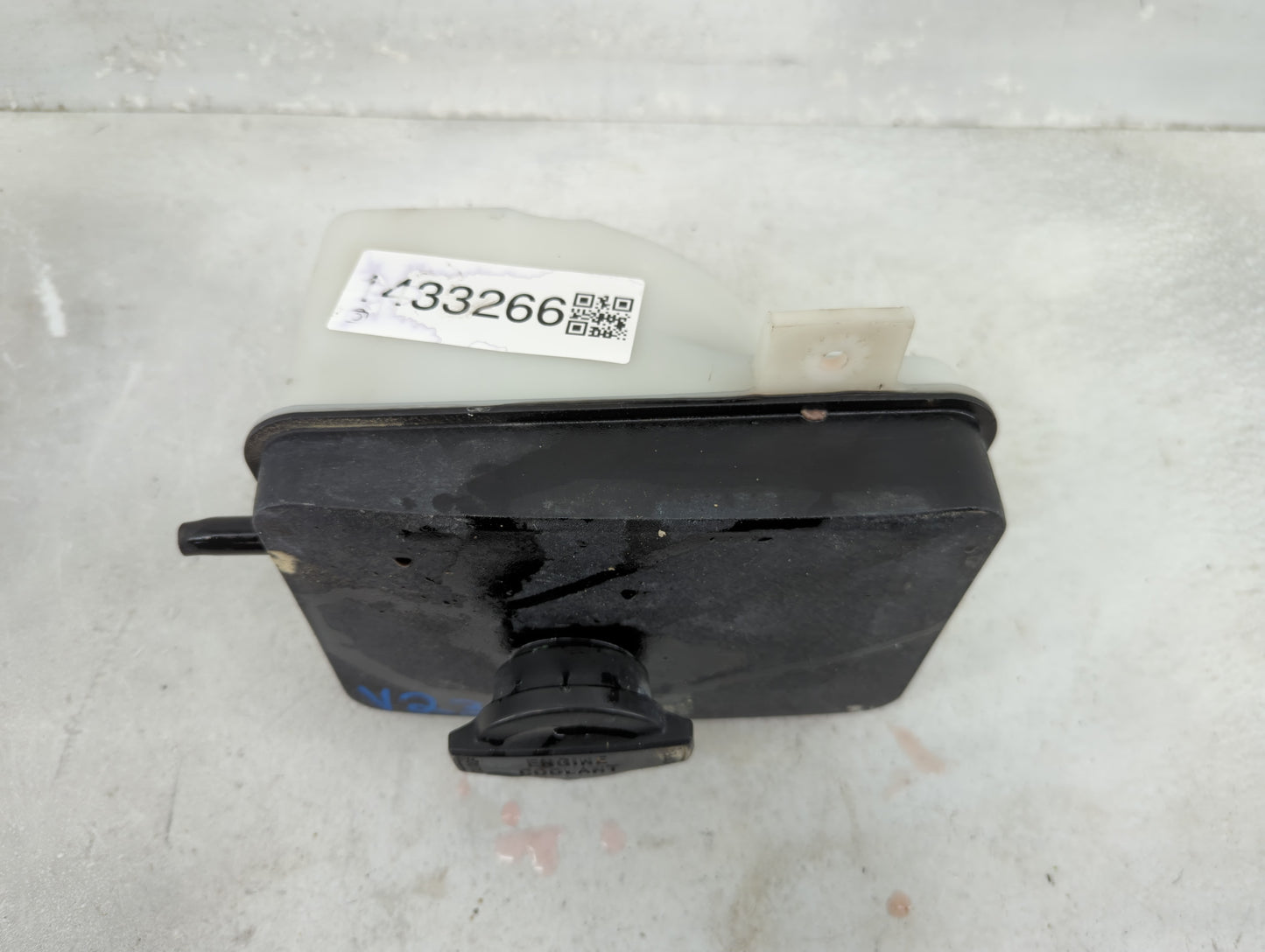 2016-2020 Kia Optima Radiator Coolant Overflow Expansion Tank Bottle 1433266 - Oemusedautoparts1.com
