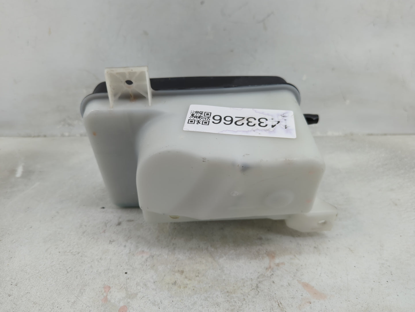 2016-2020 Kia Optima Radiator Coolant Overflow Expansion Tank Bottle 1433266 - Oemusedautoparts1.com
