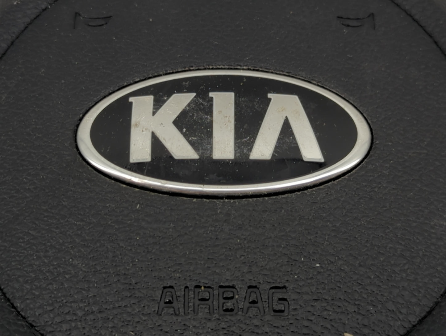 2019 Kia Optima Air Bag Driver Left Steering Wheel Mounted P/N:1048617 Fits OEM Used Auto Parts - Oemusedautoparts1.com