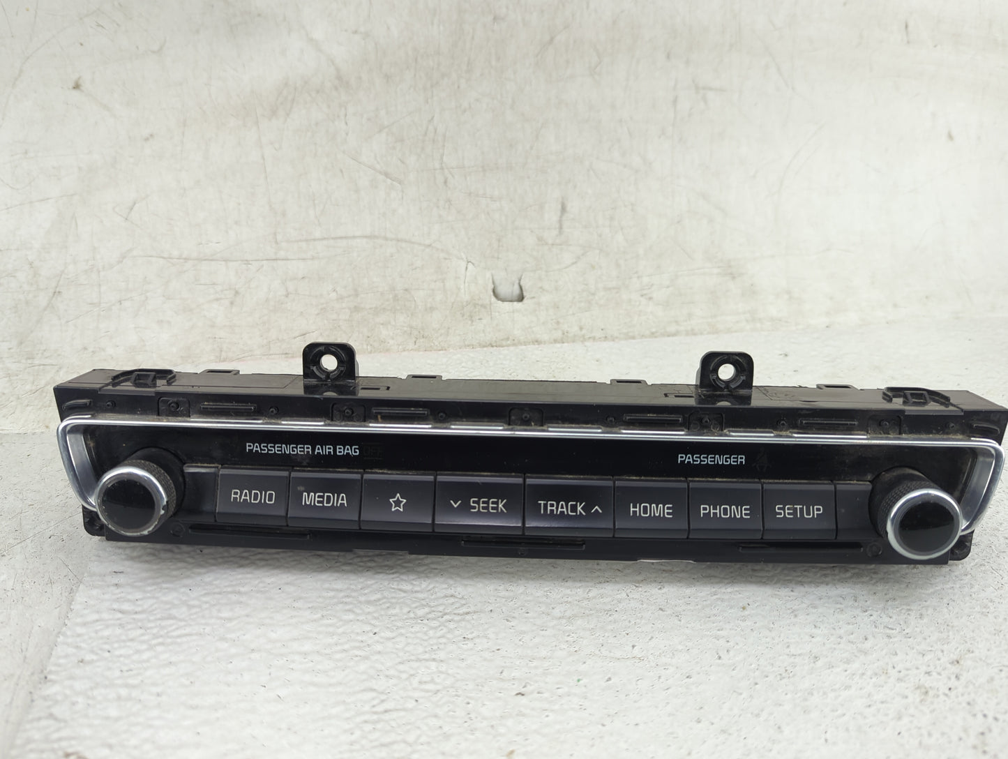 2019-2020 Kia Optima Radio Control Panel - Oemusedautoparts1.com