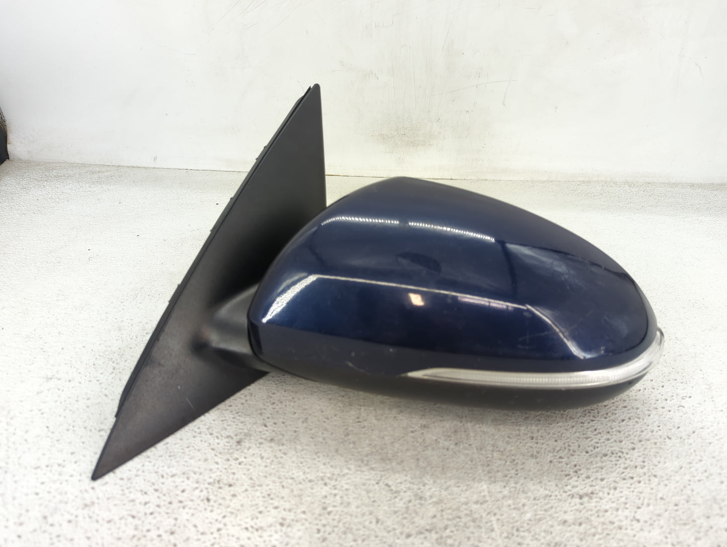 2016-2020 Kia Optima Driver Side View Mirror - Left Door Mirror OEM Used - Oemusedautoparts1.com