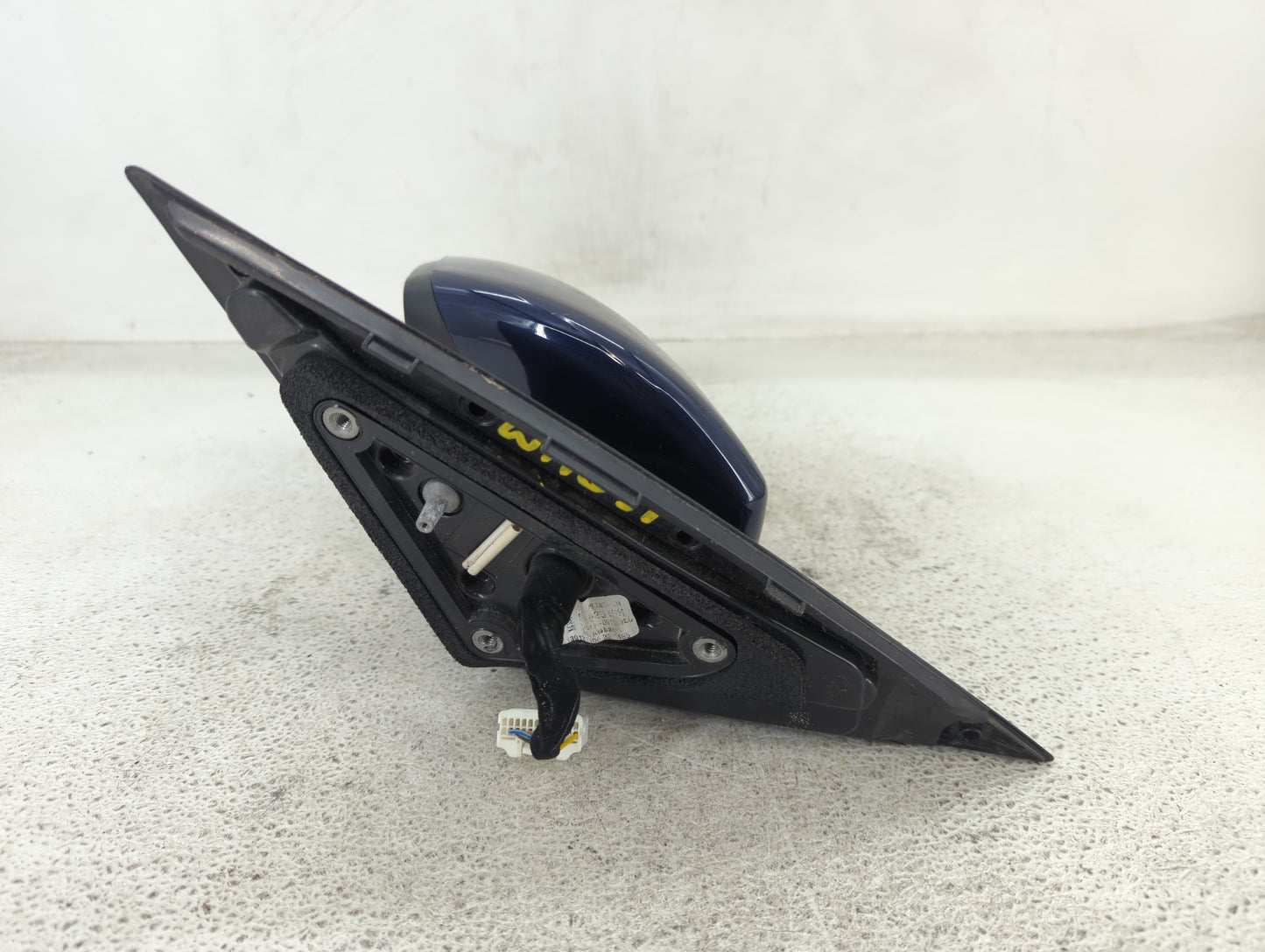 2016-2020 Kia Optima Driver Side View Mirror - Left Door Mirror OEM Used - Oemusedautoparts1.com