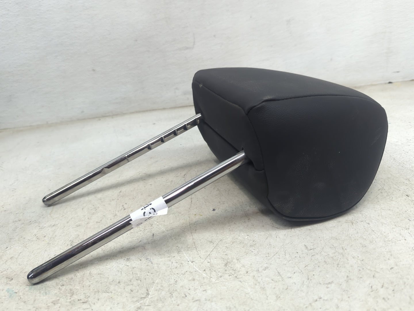 2019 Kia Optima Headrest Head Rest Front Driver Seat Black 1472436 - Oemusedautoparts1.com