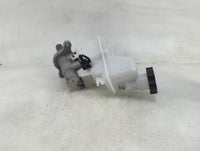 2016-2020 Kia Optima Brake Master Cylinder 1489069 - Oemusedautoparts1.com