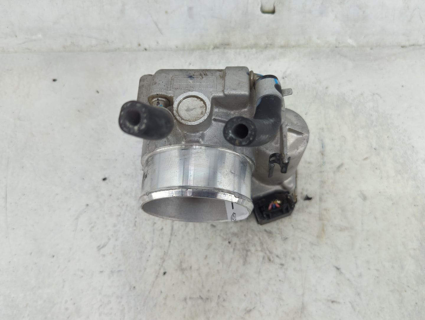 2016-2020 Kia Optima Throttle Body P/N:35100-2G600 0 280 750 618 Fits Fits 2015 2016 2017 2018 2019 2020 2021 OEM Used Auto 