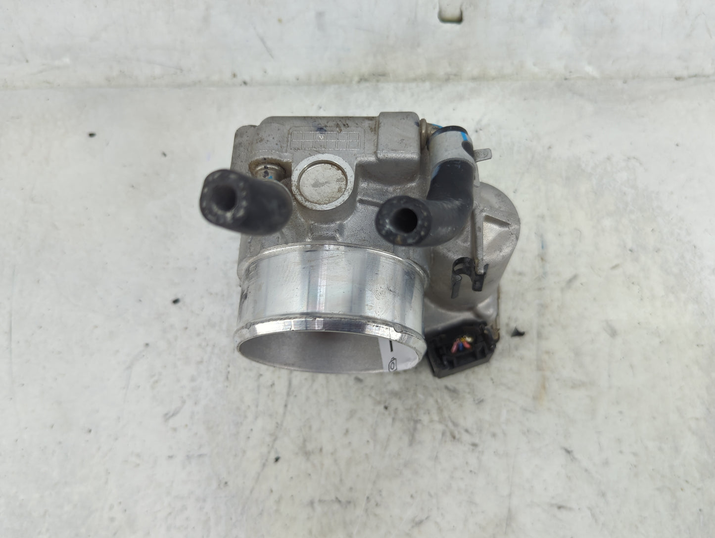 2016-2020 Kia Optima Throttle Body P/N:35100-2G600 0 280 750 618 Fits Fits 2015 2016 2017 2018 2019 2020 2021 OEM Used Auto 