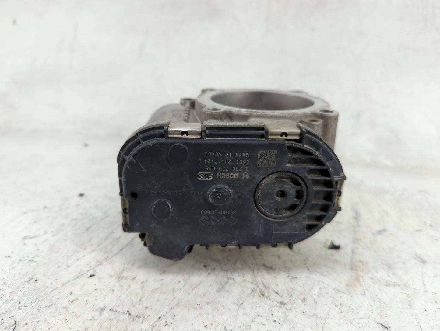 2016-2020 Kia Optima Throttle Body P/N:35100-2G600 0 280 750 618 Fits Fits 2015 2016 2017 2018 2019 2020 2021 OEM Used Auto 
