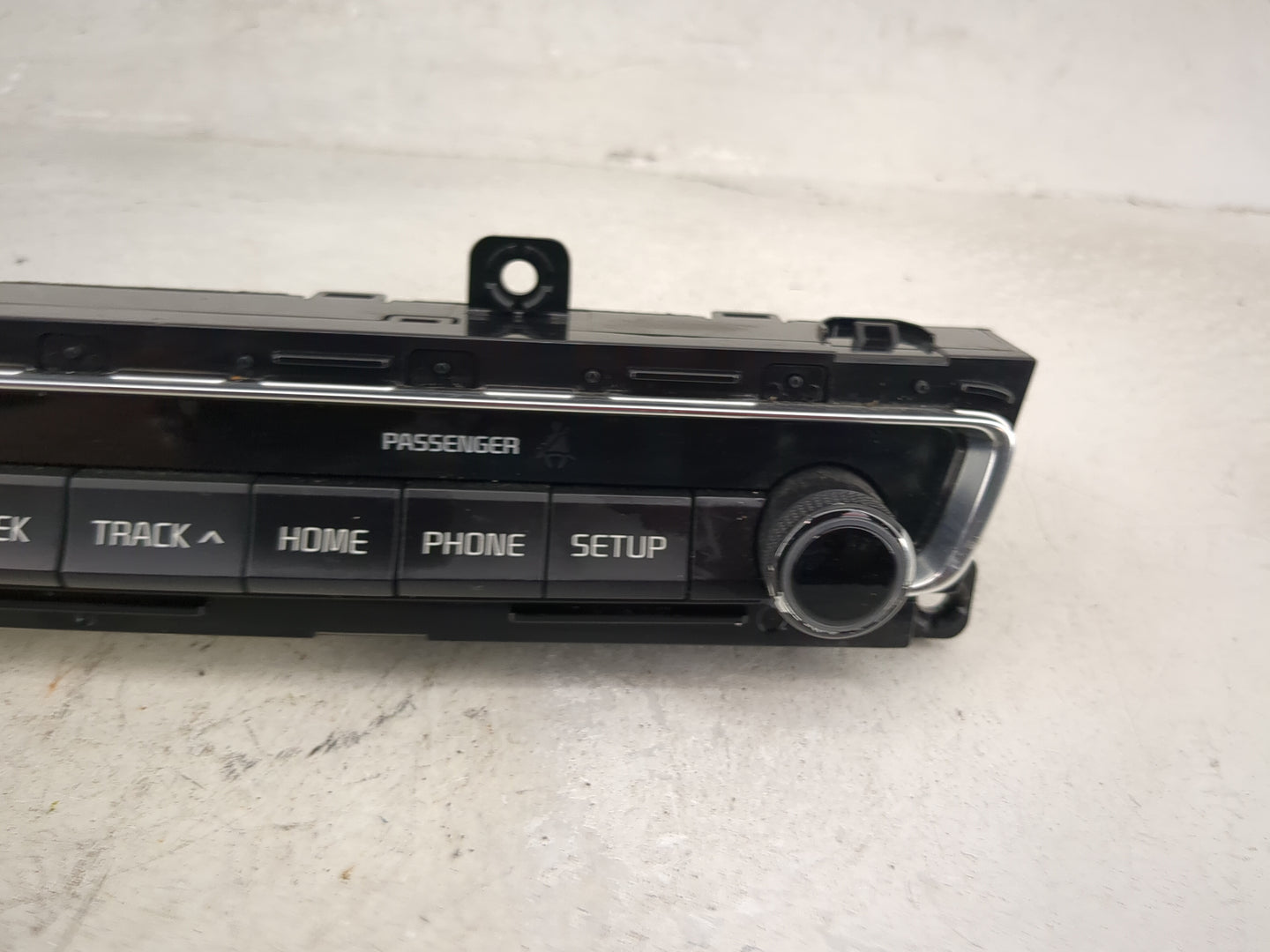 2019-2020 Kia Optima Radio Control Panel 1492568 - Oemusedautoparts1.com