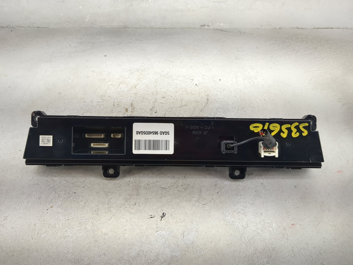 2019-2020 Kia Optima Radio Control Panel 1492568 - Oemusedautoparts1.com