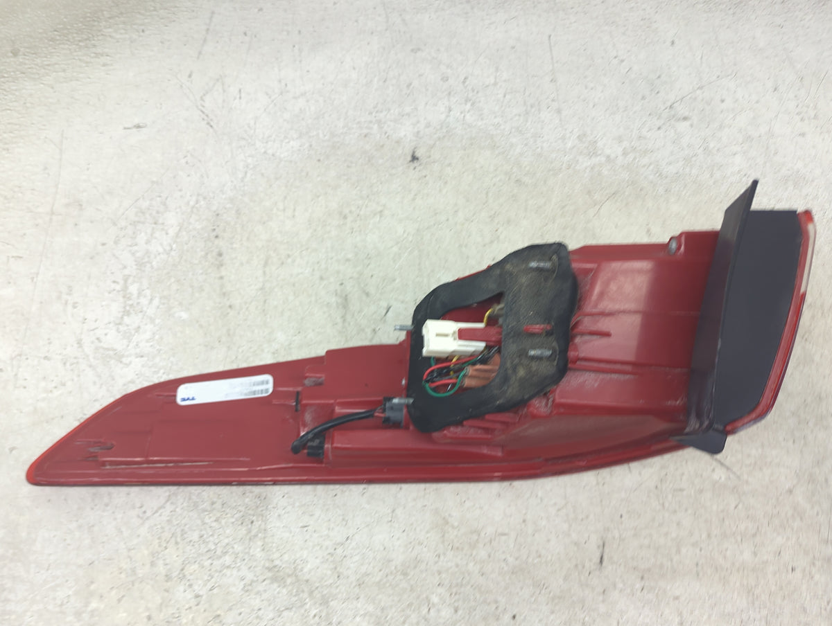 2016-2020 Kia Optima Driver Left Side Deck Lid Mounted Tail Light 1499614 - Oemusedautoparts1.com