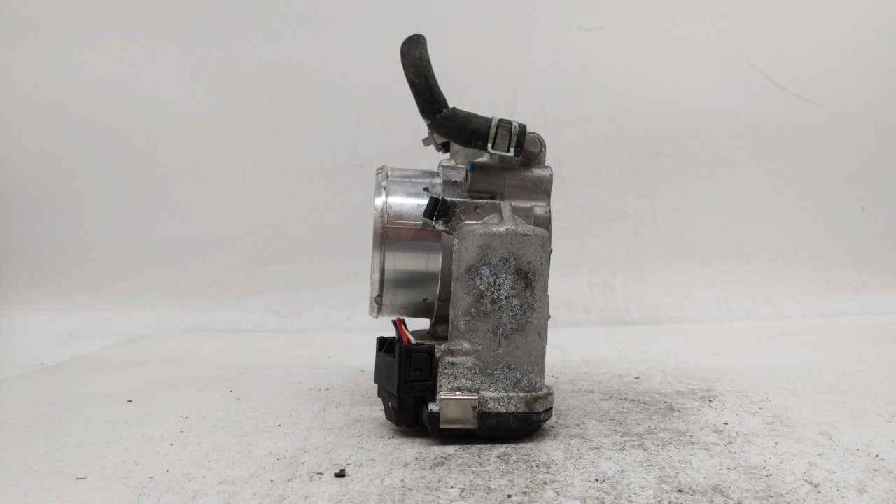 2016-2019 Kia Optima Throttle Body P/N:0 280 750 618 35100-2G600 Fits Fits 2015 2016 2017 2018 2019 OEM Used Auto Parts - Oe