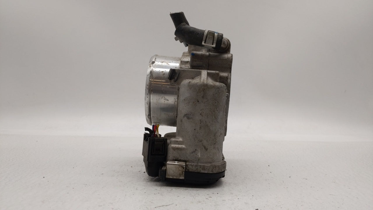 2016-2019 Kia Optima Throttle Body P/N:0 280 750 618 35100-2G600 Fits Fits 2015 2016 2017 2018 2019 OEM Used Auto Parts - Oe