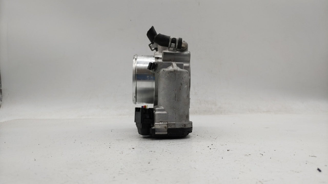 2016-2019 Kia Optima Throttle Body P/N:0 280 750 618 35100-2G600 Fits Fits 2015 2016 2017 2018 2019 OEM Used Auto Parts - Oe