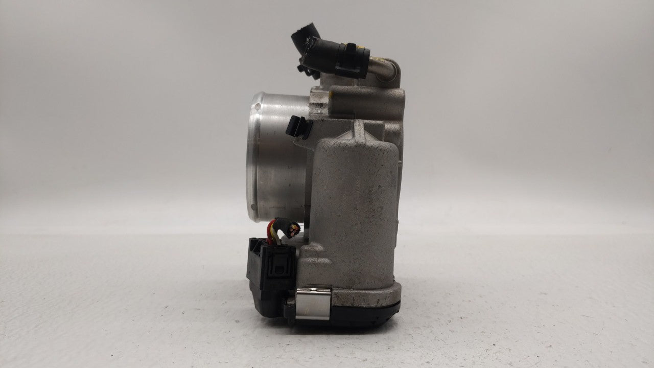 2016-2019 Kia Optima Throttle Body P/N:0 280 750 618 35100-2G600 Fits Fits 2015 2016 2017 2018 2019 OEM Used Auto Parts - Oe