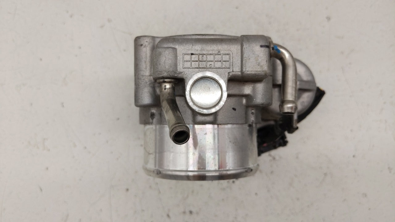 2016-2019 Kia Optima Throttle Body P/N:0 280 750 618 35100-2G600 Fits Fits 2015 2016 2017 2018 2019 OEM Used Auto Parts - Oe