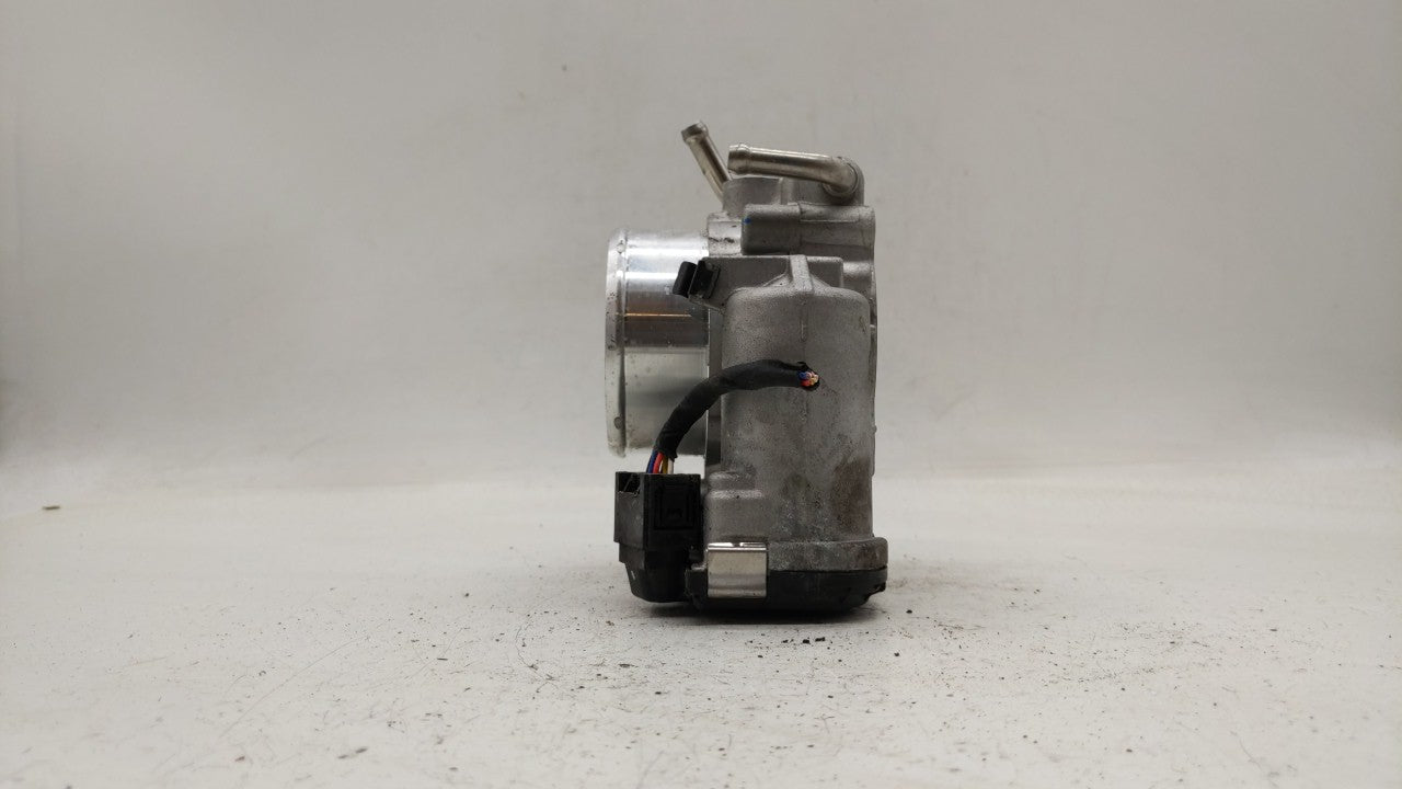 2016-2019 Kia Optima Throttle Body P/N:0 280 750 618 35100-2G600 Fits Fits 2015 2016 2017 2018 2019 OEM Used Auto Parts - Oe