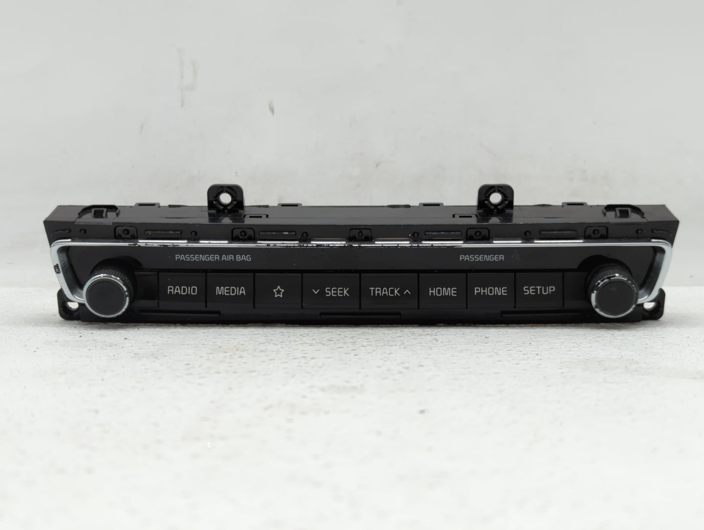 2016-2019 Kia Optima Radio Control Panel - Oemusedautoparts1.com