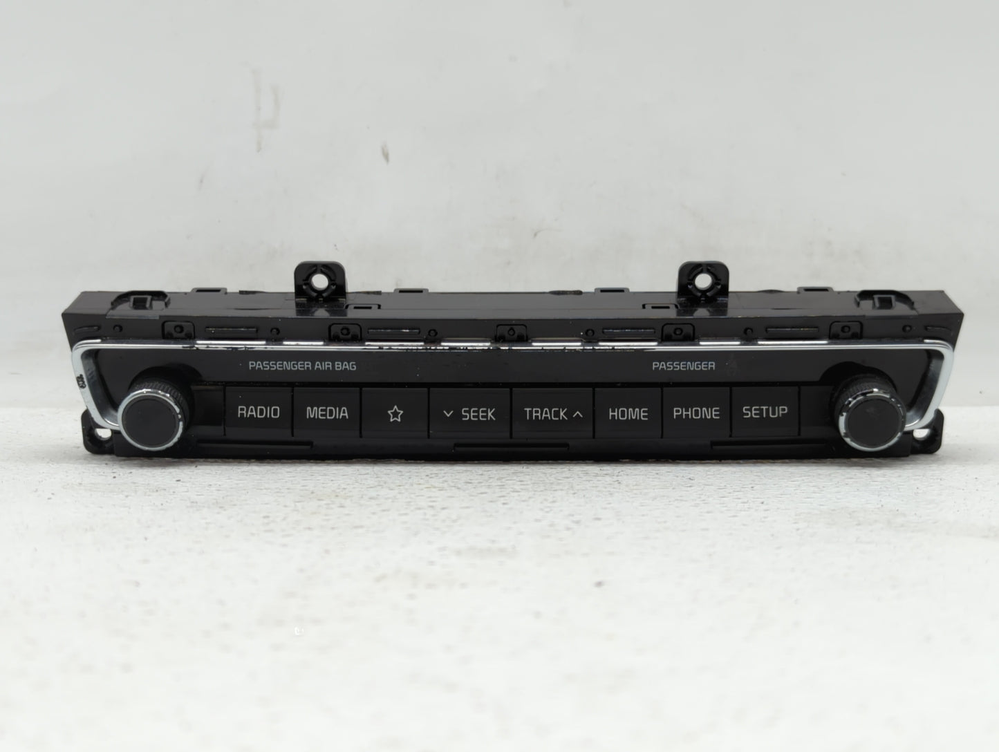 2016-2019 Kia Optima Radio Control Panel - Oemusedautoparts1.com