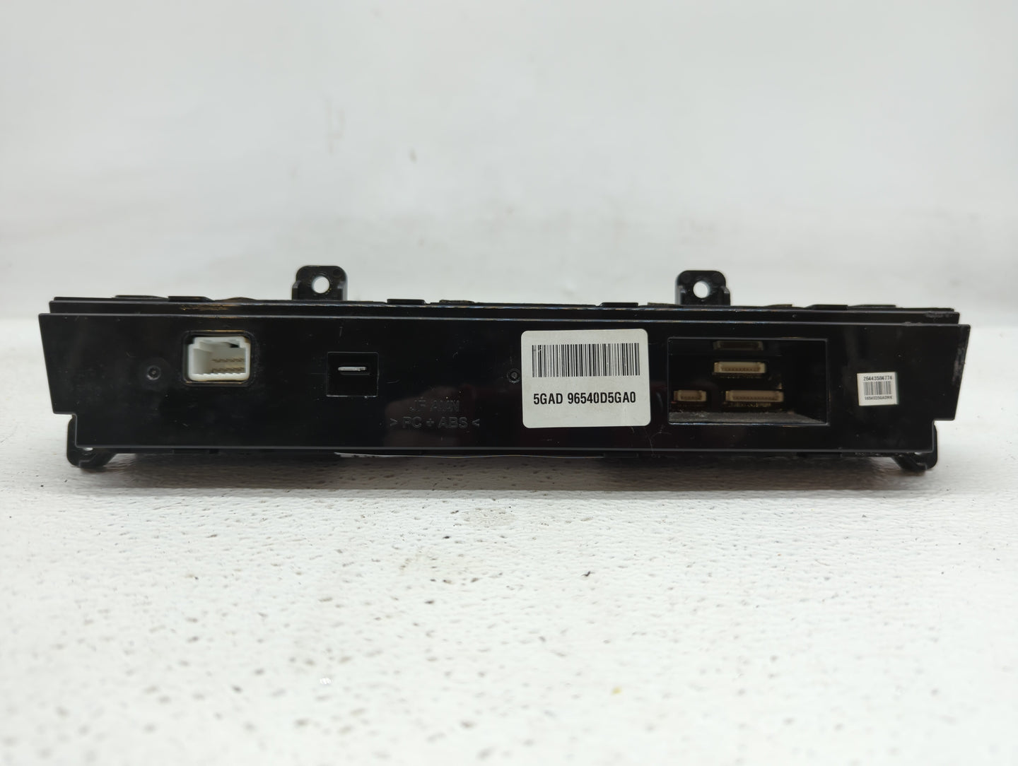 2016-2019 Kia Optima Radio Control Panel - Oemusedautoparts1.com