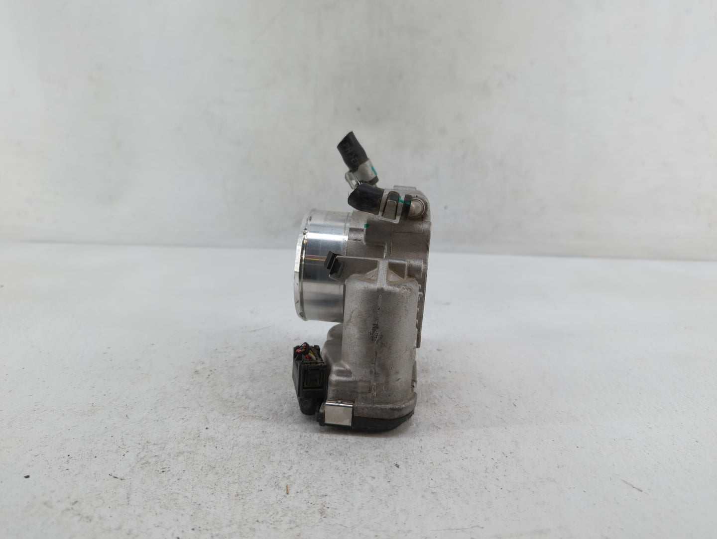 2016-2020 Kia Optima Throttle Body P/N:35100-2G600 Fits Fits 2015 2016 2017 2018 2019 2020 2021 OEM Used Auto Parts - Oemuse