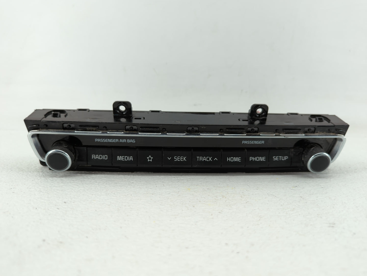 2019-2020 Kia Optima Radio Control Panel - Oemusedautoparts1.com