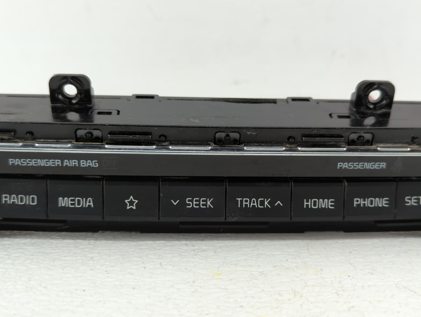2019-2020 Kia Optima Radio Control Panel - Oemusedautoparts1.com